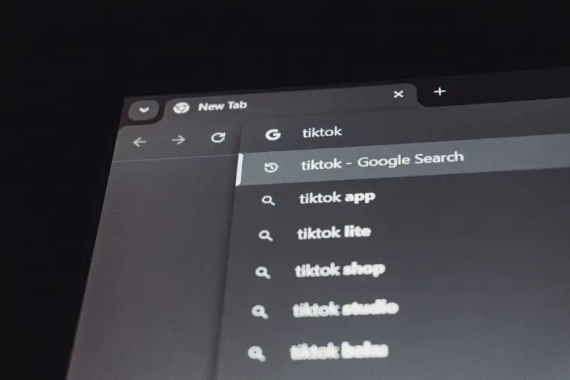 Feeding Google Discover: A Playbook for Unscripted Traffic
